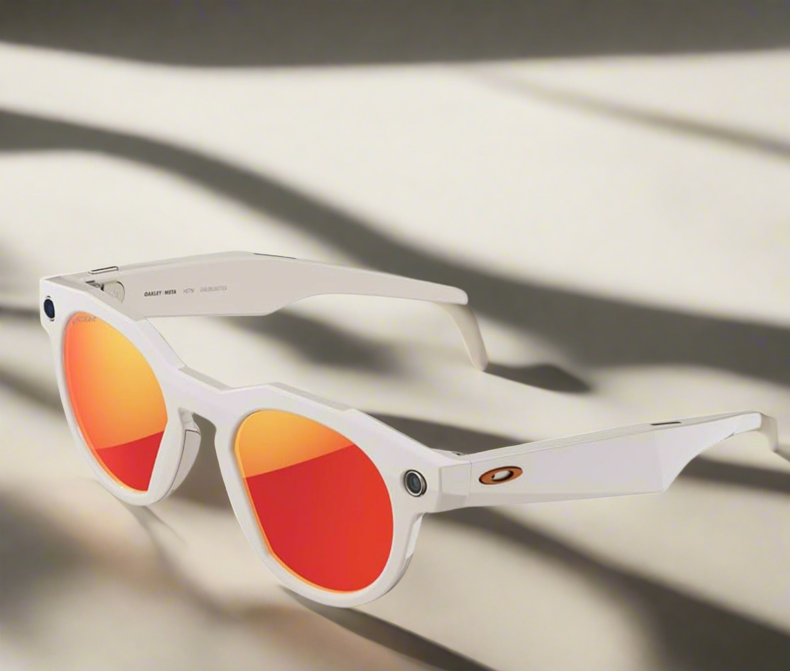 Oakley | Meta HSTN - with Meta AI, Audio, Photo, Video Compatibility - Warm Grey, Prizm™ Ruby
3.6
